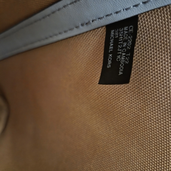 Michael Kors Pale Blue Monogram Jodie Small Tote NWT - Picture 10 of 11